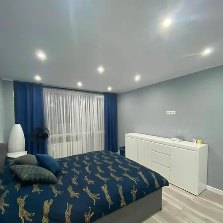 Apartament 4floor Guest house